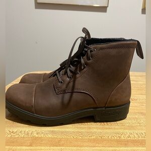 Blundstone lace up boots 1931 size 6 AU/9 USA